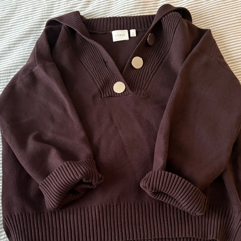 Cyrus Women's Deep Brown V-Neck Sweater